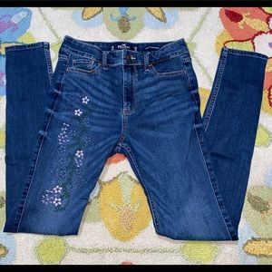 EUC Hollister High Rise Super Skinny Jeans 3R